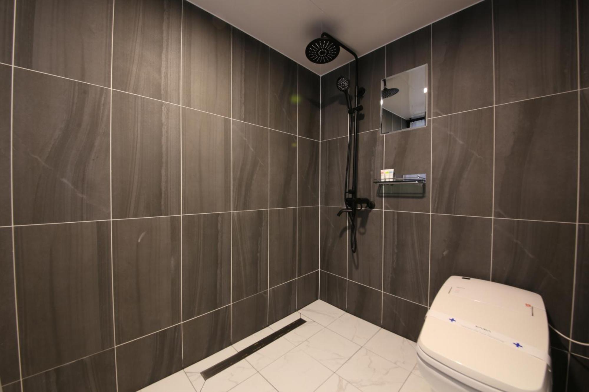 Kama Hotel Jeonju Oda fotoğraf